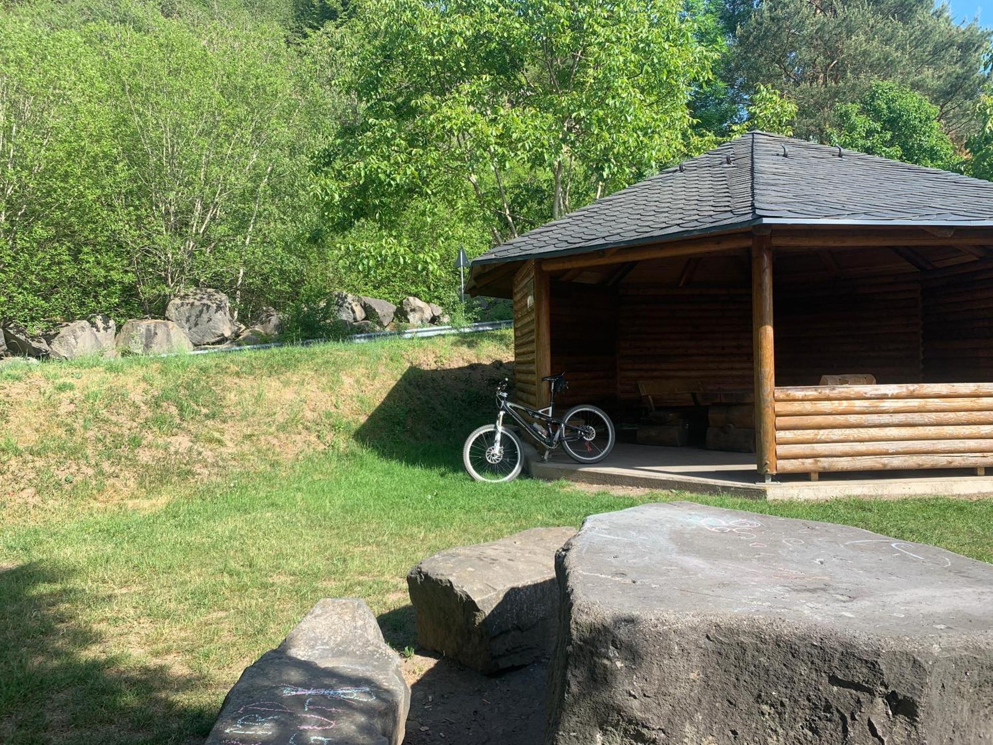 Hotel Forsthaus Volkesfeld Eksteriør bilde