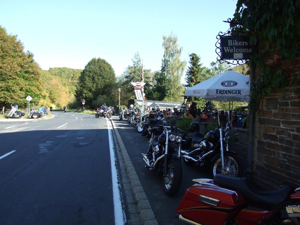 Hotel Forsthaus Volkesfeld Eksteriør bilde