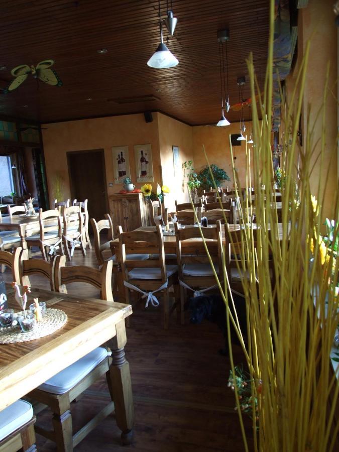 Hotel Forsthaus Volkesfeld Eksteriør bilde